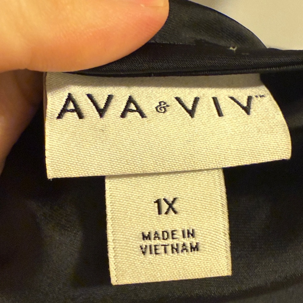 Ava & Viv Black Dress - Picture 2 of 3